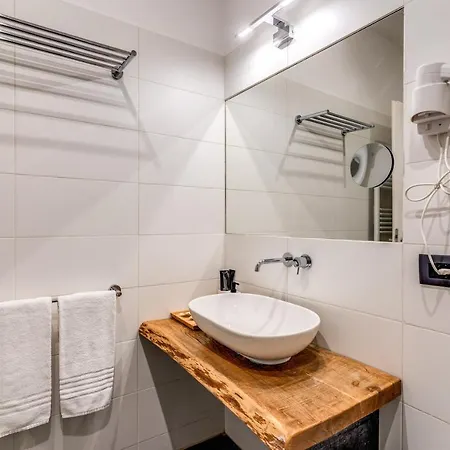 Effe Luxury Palace