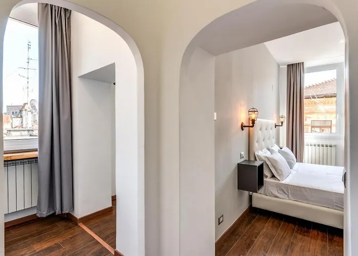 Alojamento de Acomodação e Pequeno-almoço Effe Luxury Palace 4*